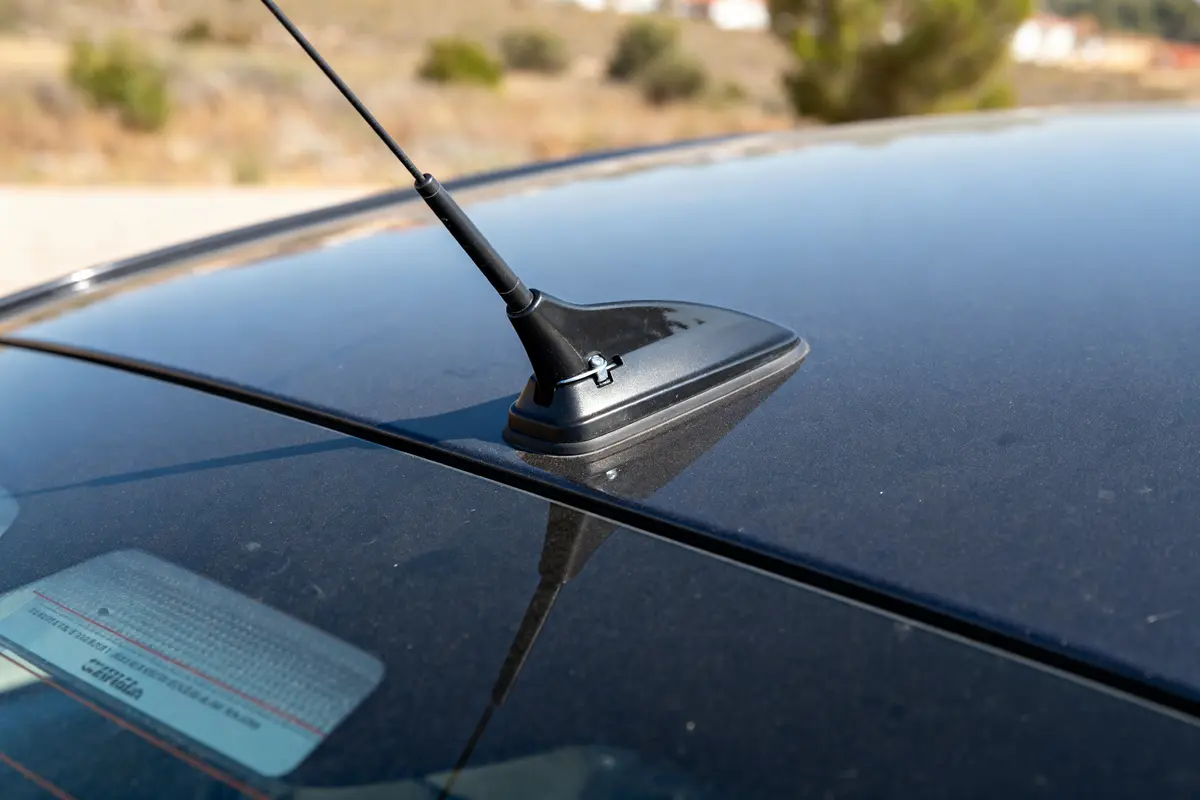 Antena aleta de tiburón Citroën C4: guía para elegir e instalar