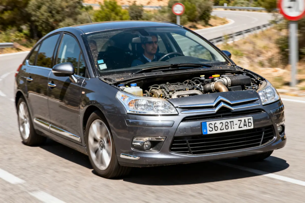 Citroen C4 tirones al acelerar: causas y soluciones clave